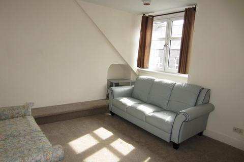 1 bedroom flat to rent, Richmond Street, First Left, AB25