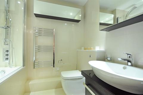 3 bedroom detached house to rent, St. Johns Wood Park, St. Johns Wood, London, NW8
