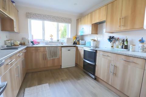 4 bedroom detached house to rent, Silverton, Exeter