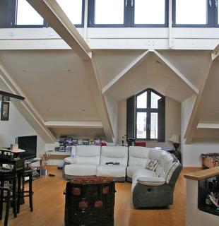 3 bedroom penthouse to rent - The Lion Brewery, St Thomas Street
