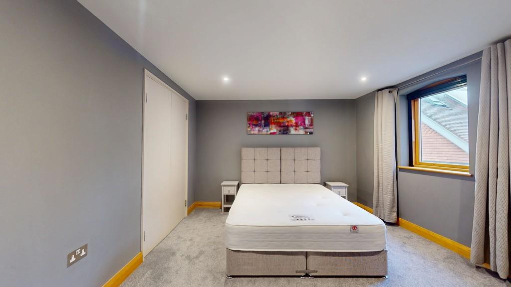 Bedroom 1 - Angle 2
