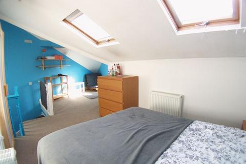 4 bedroom terraced house to rent, Granby Terrace, Leeds