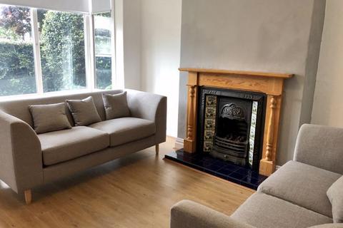 4 bedroom terraced house to rent, Newport View, Headingley, Leeds