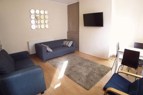 3 bedroom terraced house to rent, Granby Grove, Headingley, Leeds