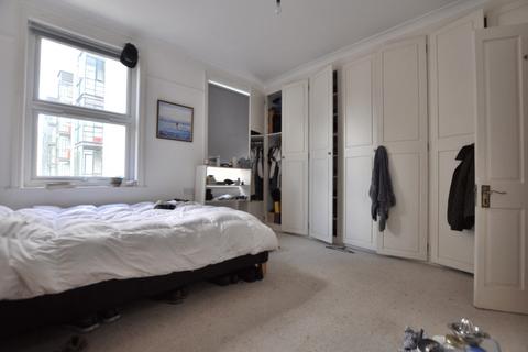 4 bedroom detached house to rent, Gascoigne Place, London E2