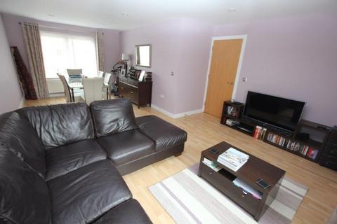 2 bedroom apartment to rent, Hopkinson Court, Chester