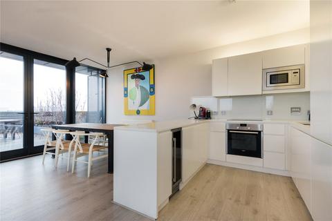 2 bedroom penthouse for sale, Amelia Street, Elephant and Castle, London, SE17