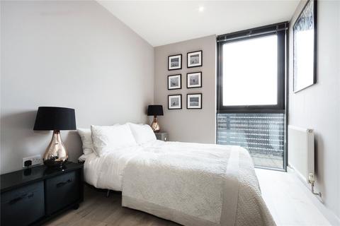 2 bedroom penthouse for sale, Amelia Street, Elephant and Castle, London, SE17