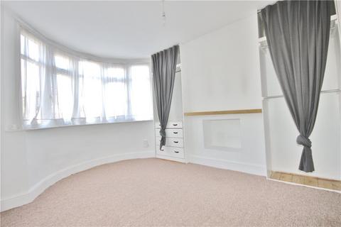 1 bedroom apartment for sale, River Gardens, Feltham, TW14