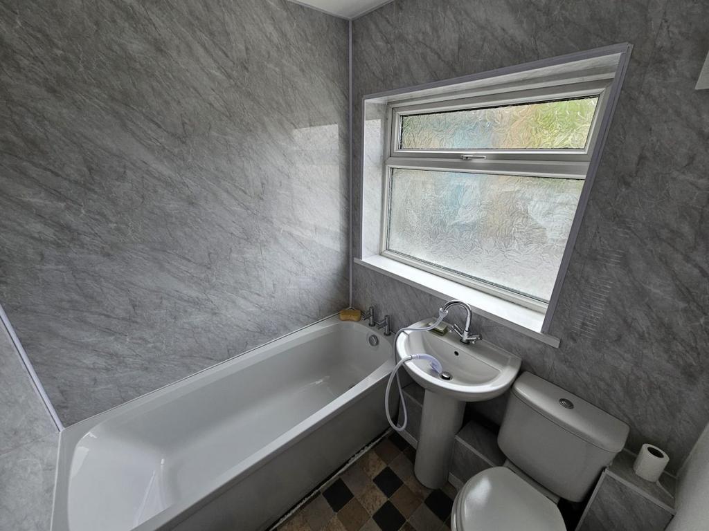 Apartment in Stannington - View 3