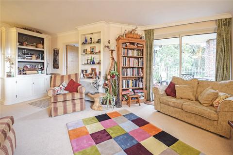 3 bedroom apartment to rent, The Oasthouse, Pinehurst South, Grange Road, Cambridge, CB3