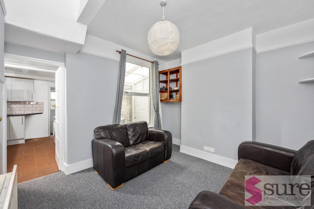 Windmill Street, 39-010
