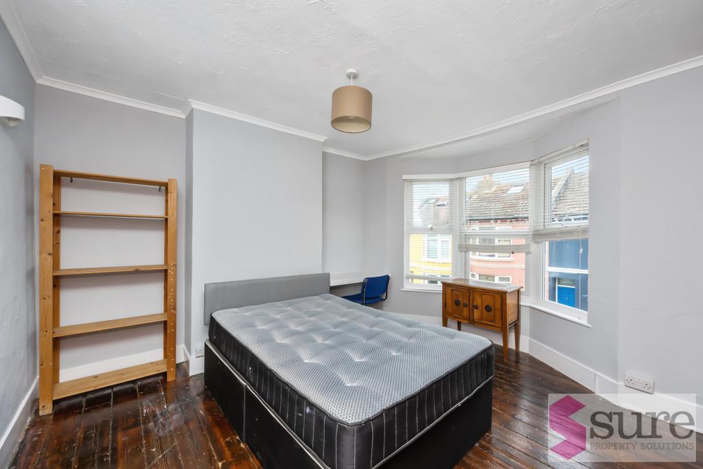 Windmill Street, 39-002