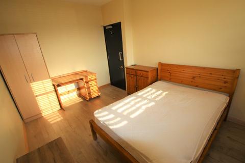 1 bedroom in a house share to rent, Woodstock Road, North Oxford