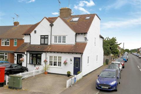 4 Bedroom Semi Detached House For Sale Lindsey Street Epping 4 Bedroom Semi Detached House For Sale Lindsey Street Epping