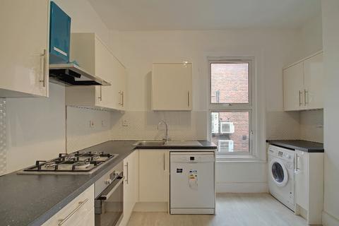 3 bedroom maisonette to rent, Harrow HA1