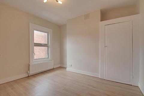 3 bedroom maisonette to rent, Harrow HA1