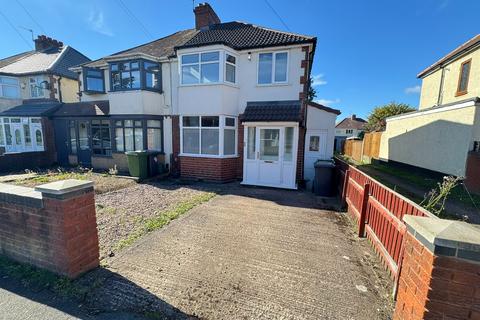3 bedroom semi-detached house to rent, Ridge Lane, Wednesfield