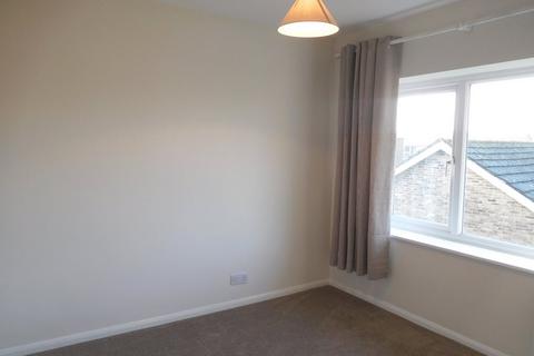 2 bedroom maisonette to rent, Timber Court, Horsham