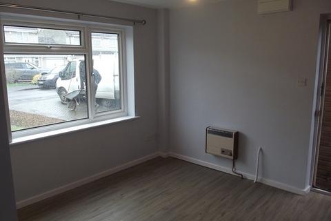 1 bedroom semi-detached house to rent, Windsor Road, Bridgwater, TA6