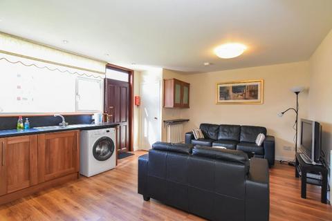 4 bedroom terraced house to rent, Seamount Road, City Centre, Aberdeen, AB25