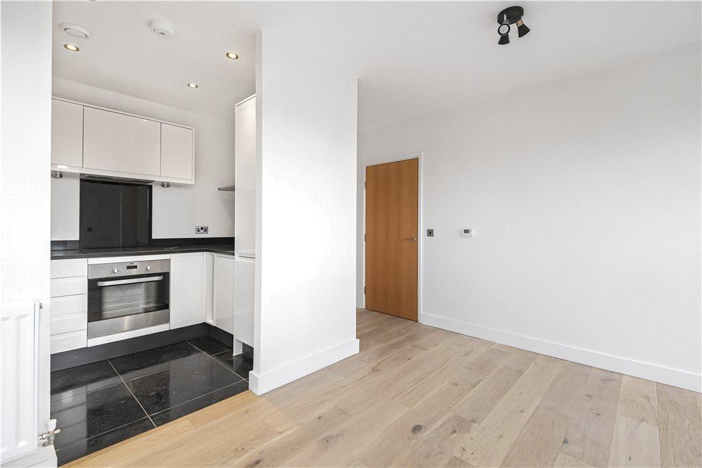 Kitchen/Reception