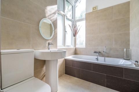 28 Churchill Close, Kings Worthy, Winchester, SO23 7PD