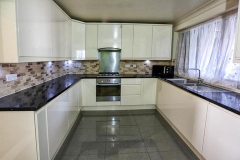 3 bedroom semi-detached house for sale, Spencer Avenue, Hayes, UB4