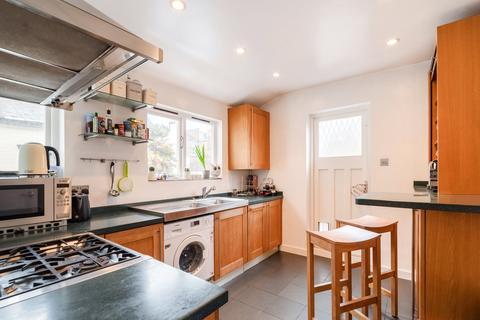 Search 3 Bed Properties To Rent In Clapham Junction