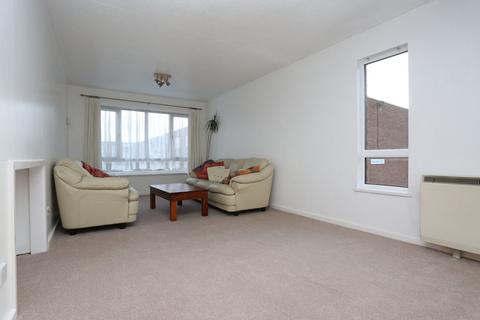 2 bedroom flat to rent, Pendock Court, North Park Road, Erdington