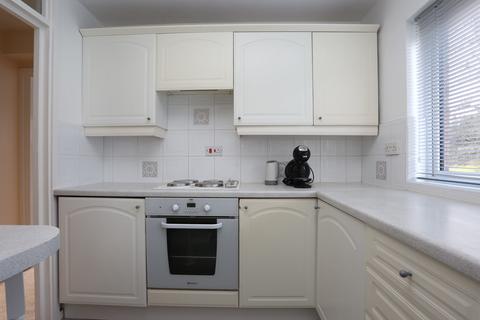 2 bedroom flat to rent, Pendock Court, North Park Road, Erdington