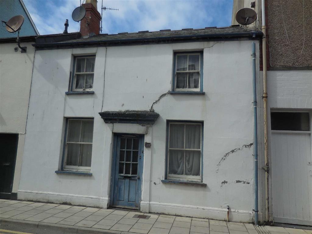 Cambrian Street, Aberystwyth, Ceredigion, SY23 2 bed terraced house £90,000