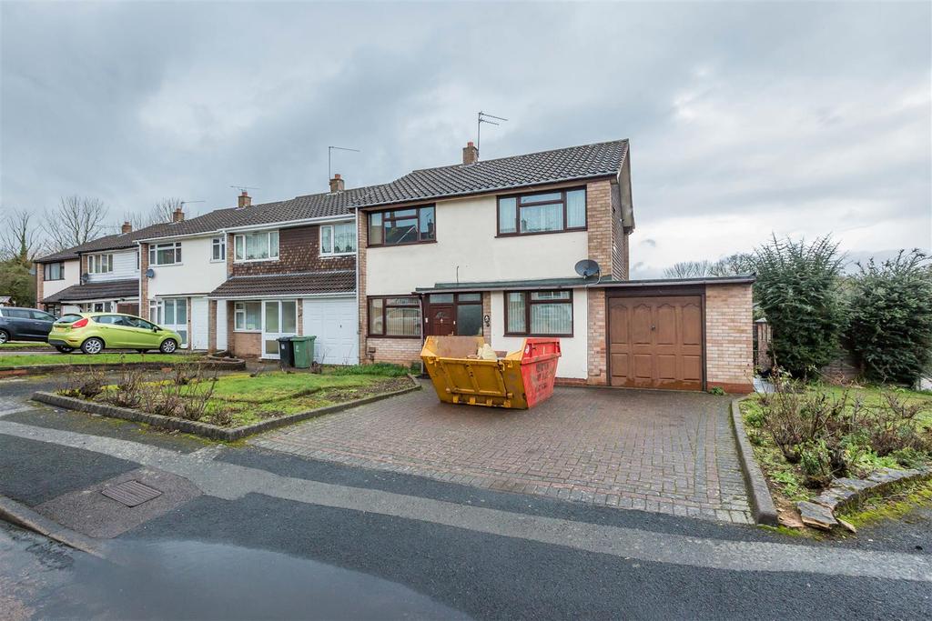 Red Hill, Lodge Park, Redditch 4 bed end of terrace house £230,000