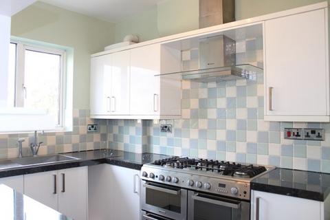 2 bedroom maisonette to rent, Harrow View, Harrow