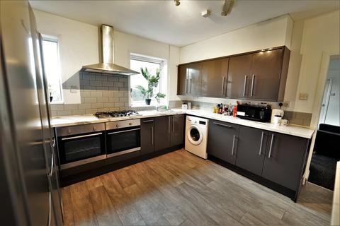7 bedroom terraced house to rent - Wilford Lane, Nottingham