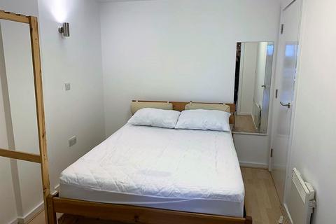 undefined, 23 Boiler house, Electric Wharf -£895pcm