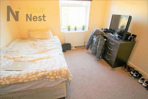 7 bedroom terraced house to rent, Winston Gardens, Headingley, Leeds, LS6 3LA