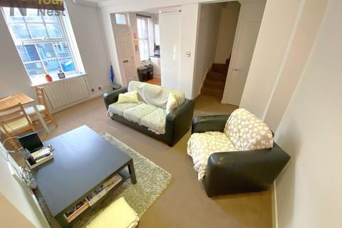 3 bedroom house to rent, Cottage road, Headingley, Leeds, LS6 4DD