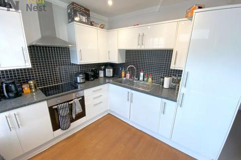 3 bedroom house to rent, Cottage road, Headingley, Leeds, LS6 4DD