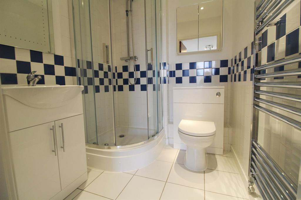 Shower+room