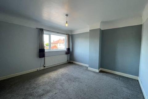 3 bedroom semi-detached house to rent, Oakland Drive, Wirral CH49