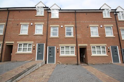 4 bedroom townhouse to rent - Blue Fox Close, West End, Leicester LE3