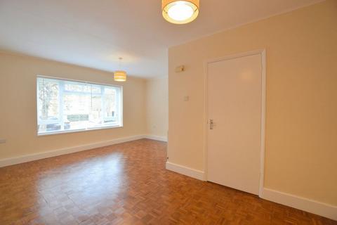 2 bedroom apartment to rent, BUSHEY