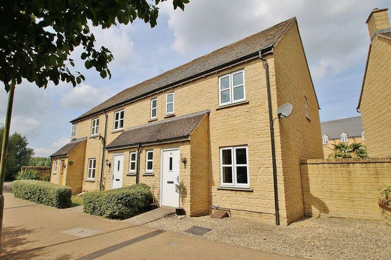 MADLEY BROOK LANE, Witney OX28 1BS 3 bed end of terrace house £315,000
