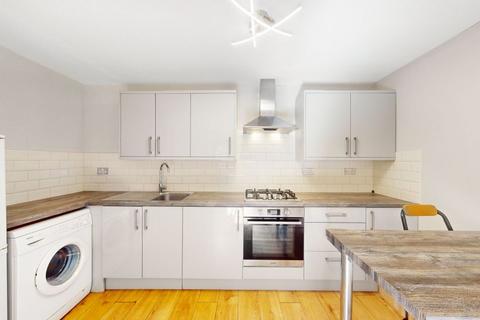 2 bedroom flat to rent, NW6