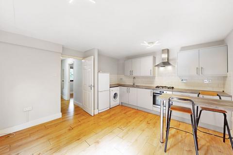 2 bedroom flat to rent, NW6