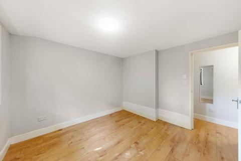 2 bedroom flat to rent, NW6