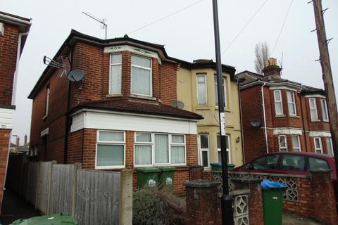 1 bedroom flat to rent, Shirley Park Road, Southampton