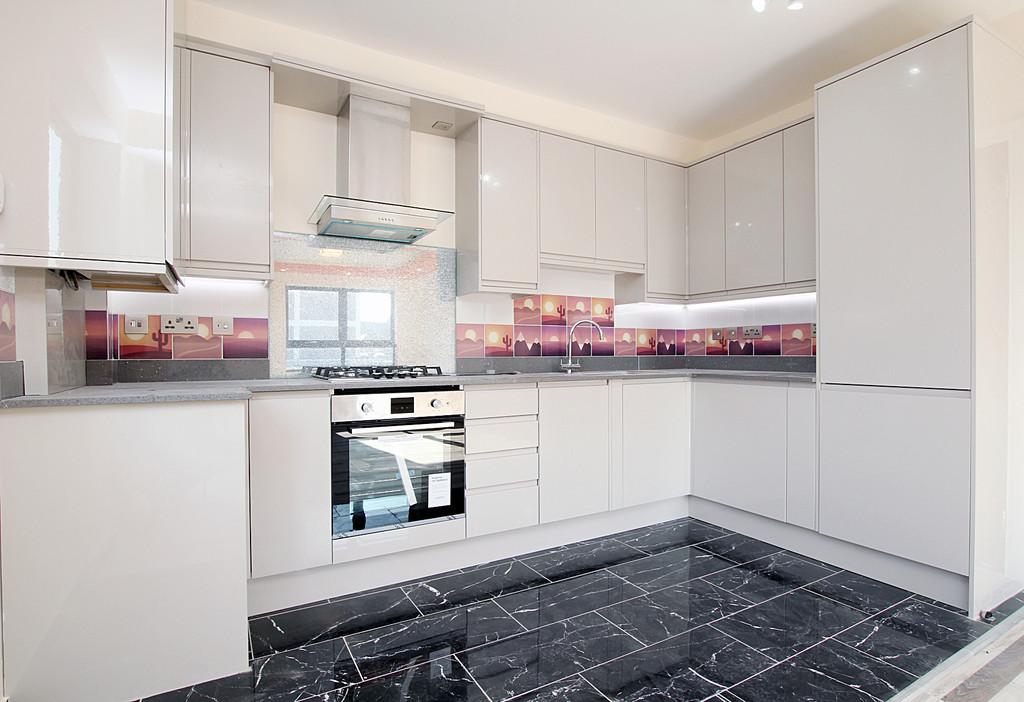 Apartment in London - View 3