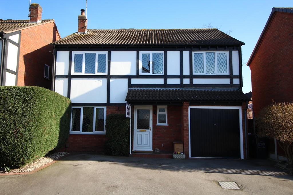 Wightman Close, Shepshed 4 bed detached house £280,000